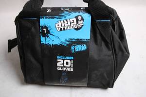lot 133 image: Gorilla Grip 20-Pair Waterproof Gloves with Carrying Case