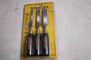 lot 158 image: Stanley 3-Piece Wood Chisel Set with Steel Blades