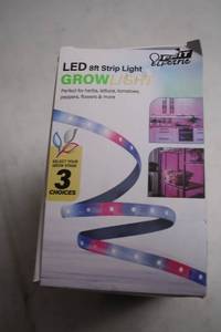 lot 189 image: 8ft LED Strip Grow Light for Plants