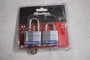 lot 225 image: Set of 2 Master Lock Padlocks with Keyed Alike Security