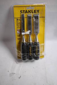 lot 333 image: 3-Piece Stanley Wood Chisel Set with Hardened Steel Blades