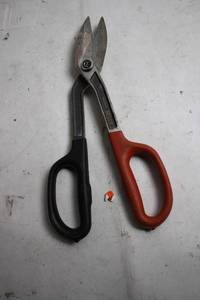 lot 347 image: Aviation Snips with Red and Black Handles