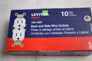 lot 370 image: Pack of 10 Leviton 15A-125V Back and Side Wire Outlets