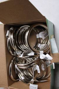 lot 458 image: Box of 25 Hillman Nickel Welded Rings (2x2-12)