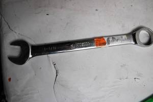 lot 462 image: Husky 1-18 Inch Chrome Open-End Wrench