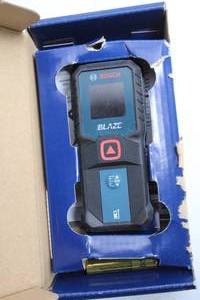 lot 463 image: Bosch Blaze Laser Distance Measure GLM 20 with Battery