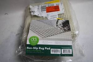 lot 257 image: Unique Loom Non-Slip Rug Pad for 5 x 8 Rectangle Rug