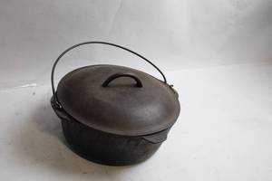 Vintage Cast Iron Dutch Oven with Lid
