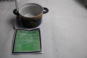 lot 32 image: Minnesota Vikings Boelter Brands Bowl with Recipe Booklet