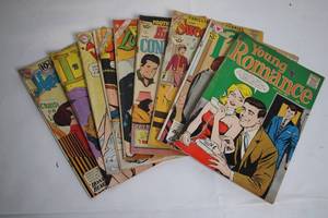 lot 71 image: Collection of 10 Vintage Romance Comic Books