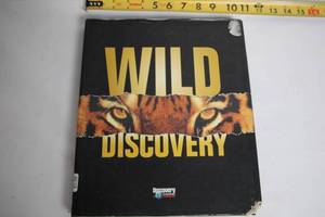 lot 87 image: Wild Discovery Hardcover Book - Animal Photography and Commentary