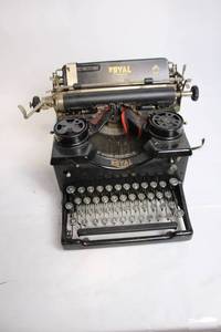 lot A-95 image: Vintage Royal Typewriter with Black Metal Finish