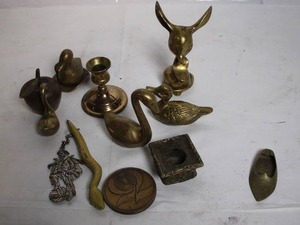 lot 117 image: Collection of Vintage Brass Figurines and Decorative Items