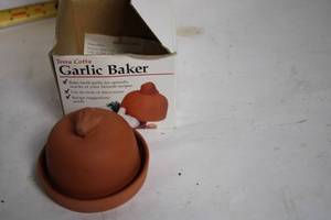 lot 181 image: Terra Cotta Garlic Baker - Oven and Microwave Safe
