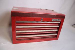 lot A-206 image: Craftsman Red Metal 4-Drawer Tool Chest