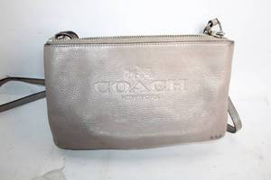 lot A-226 image: Coach New York Leather Shoulder Bag