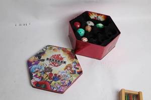 lot 86 image: Bakugan Battle Brawlers Collection with 7 Bakugan and Carry Case