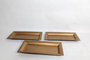 lot 144 image: Set of 3 Decorative Gold Tone Serving Trays