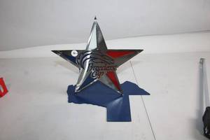 lot 222 image: Breeders Cup Star-Shaped Award Trophy