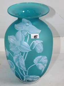 lot 231 image: Beautiful 12-Inch Floral Design Teal Blue Vase