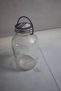 lot 240 image: Vintage Hellmanns Mayonnaise Glass Jar with Metal Handle