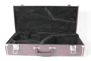 lot 328 image: Yamaha Instrument Case with Metal Latches and Handle