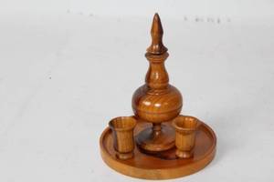 lot 360 image: Handcrafted Wooden Spice Set with Tray