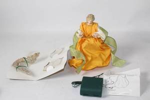 lot 374 image: Set of 6 Ceramic Angel with LED Lights and Accessories