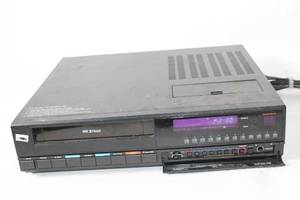 lot 391 image: Vintage RCA VHS 2-Head VCR Model VR4511