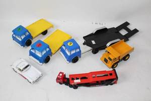 lot 431 image: Collection of Die-Cast Toy Vehicles and Trucks