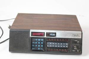 lot 445 image: Vintage Regency Monitoradio Model ACT-R20 Scanner