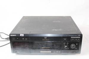lot 451 image: Sony DVP-CX875P 300 Disc DVDCD Changer