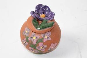 lot 464 image: Handcrafted Terracotta Flower Pot with Lid and Floral Design