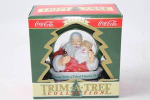 lot 466 image: 1993 Coca-Cola Trim-A-Tree Collection Santa Ornament