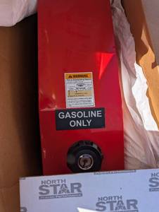 lot 92 image: Northstar 8.75 gallon gasoline replacement tank part number 788392