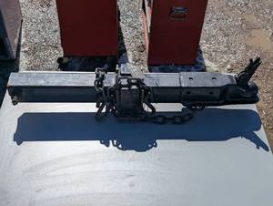 lot 52 image: tilt trailer hitch 34-60f SAE class 4