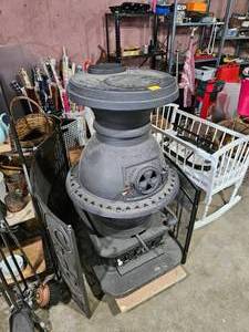 re-blackened acme giant railroad potbelly stove functional