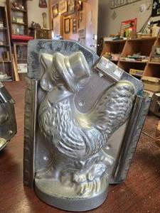 lot 36 image: Chocolate molds
