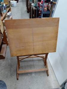 lot 19 image: Drafting Table