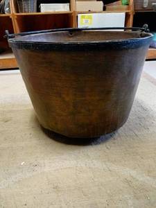 lot 21 image: Hudson Bay Copper Kettle