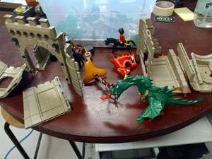 lot 22 image: Playmobil Castle set