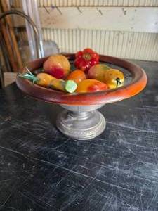 lot 49 image: Stone Fruit