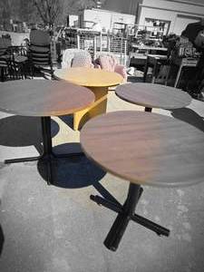 lot 58 image: Tables