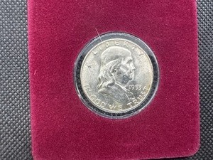 lot 52 image: 1953-D Brilliant Uncirculated Franklin Half Dollar