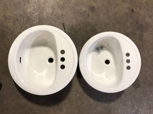 lot 14 image: Lot of Bootz Industries Laurel Round Drop-In Bathroom Sink in White     Customer Returns See Pictures