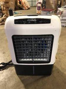 lot 2 image: ARCTIC AIR 1300 CFM 3-Speed Settings Portable Evaporative Air Cooler with up to 500 sq. ft. Cooling   Customer Returns See Pictures