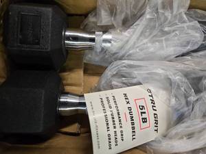 lot 14 image: Lot of a pair of 5LB Tru-Grit Dumbbells (NEW)