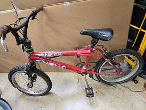 lot 26 image: 18 NEXT Bike ( Used)