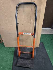 lot 39 image: Four Wheel Trolly  (USED)