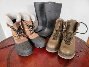 lot 72 image: Mens Size 11 Hunting Boots